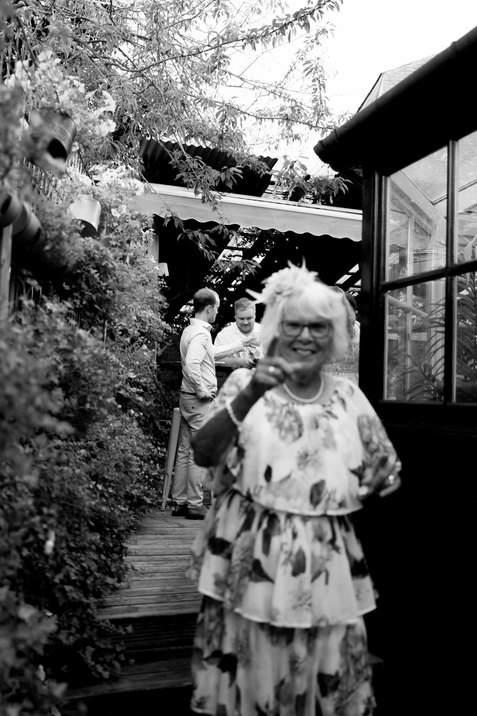 Annah & Hugo - A kew Gardens wedding