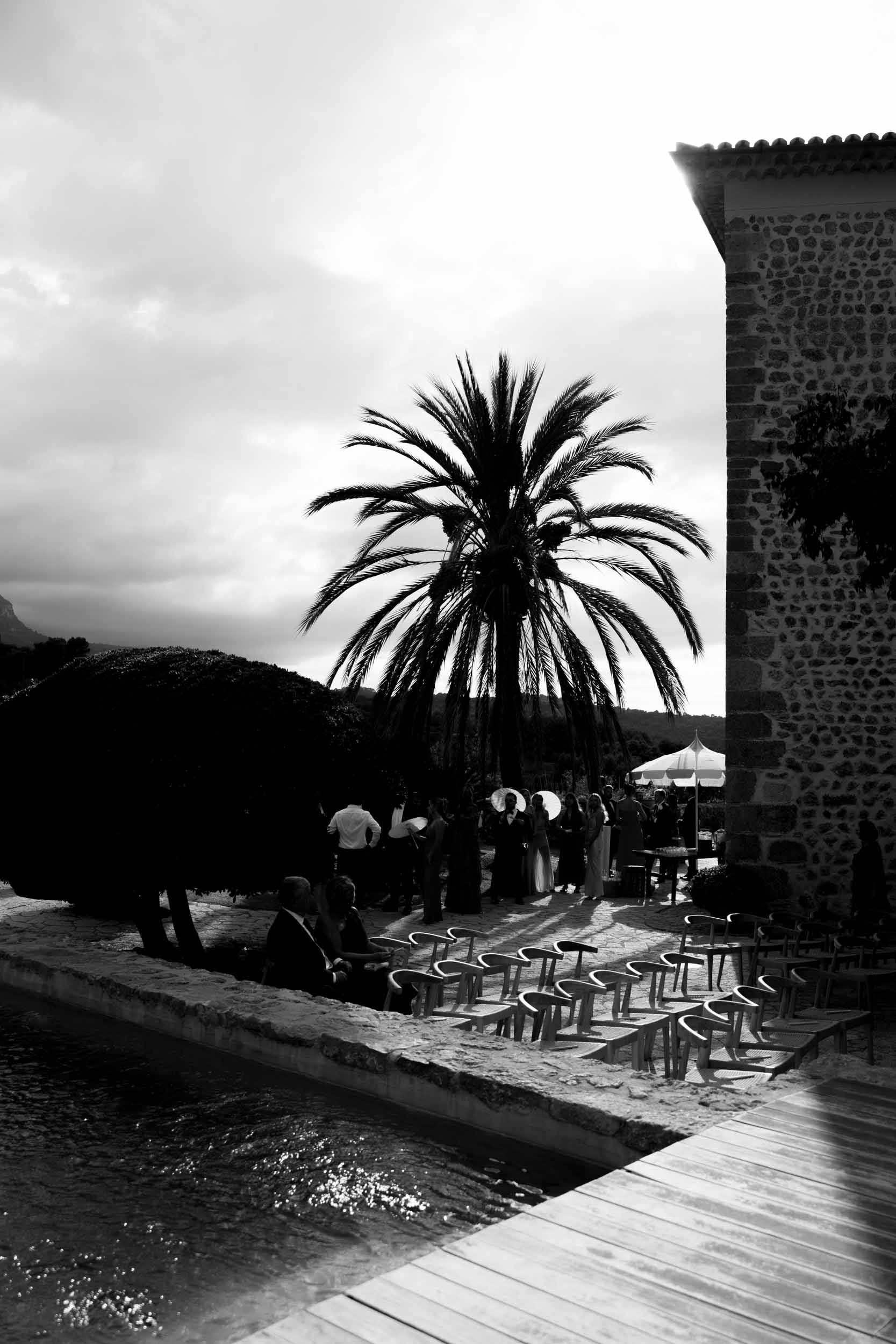 Simple yet stylish Ca S'hereu Wedding in Sóller, Mallorca